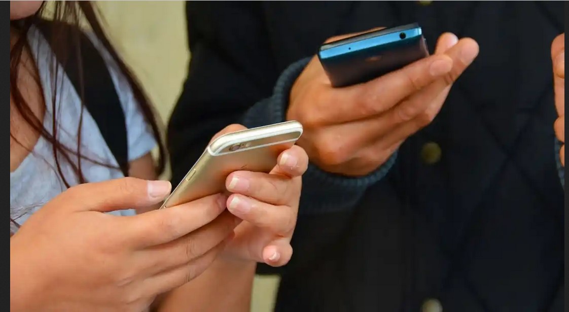 স্মার্টফোন কেনার সময় মাথায় রাখবেন যে সব বিষয়